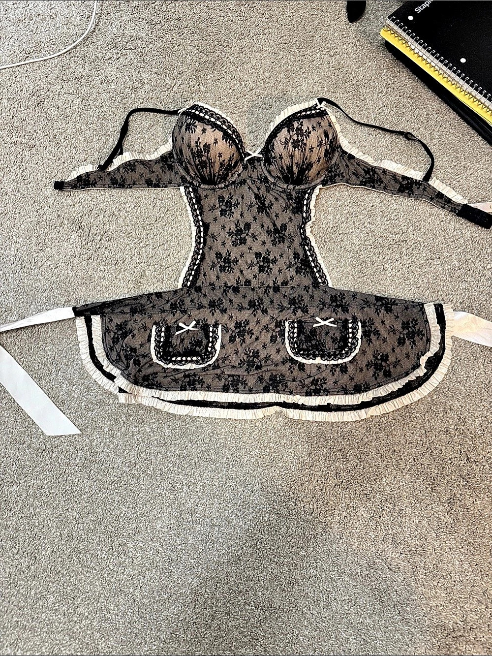 Black Floral Lace Bra Like New